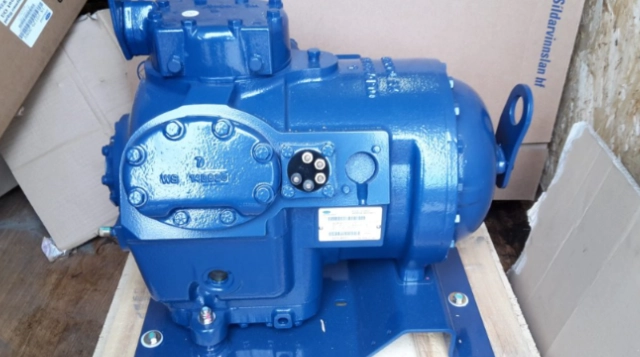 Компрессор поршневой 06DR241 Carrier